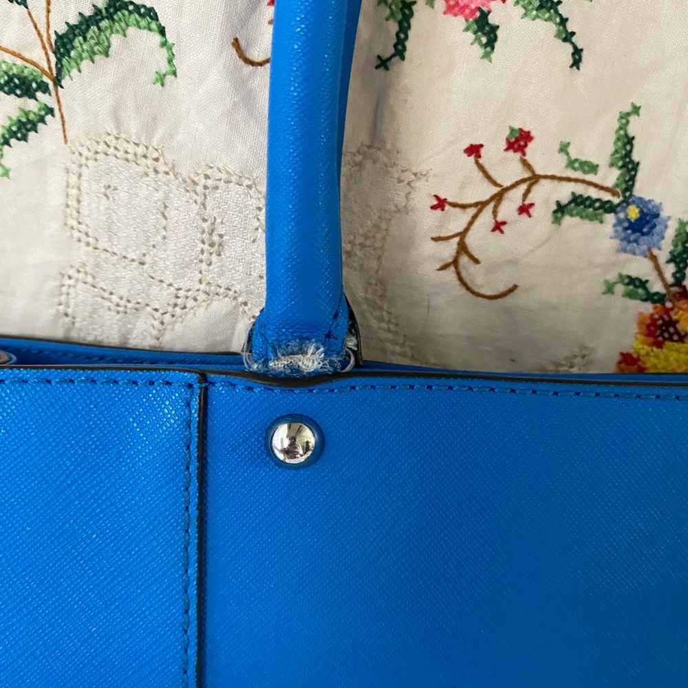 SOLD! REBECCA MINKOFF ROYAL BLUE FAUX LEATHER TOTE BAG - Picture 5 of 12